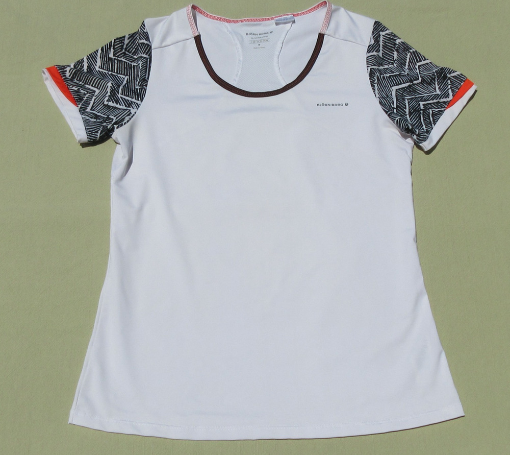 BJORN BORG Womens Medium “Tatiana” Hydro-Pro Tennis Shortsleeve White Shirt